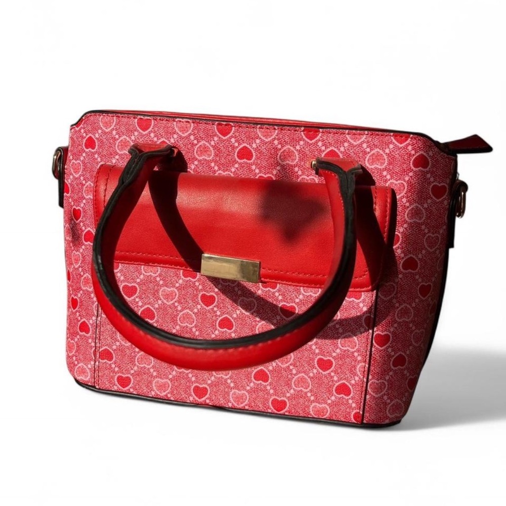 Red Heart Pattern Handbag - Picture 2 of 7